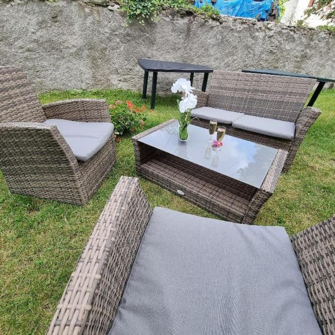 Gite Eglantine 2 à 6 personnes avec SPA DANS RESIDENCE Ventron Exterior foto