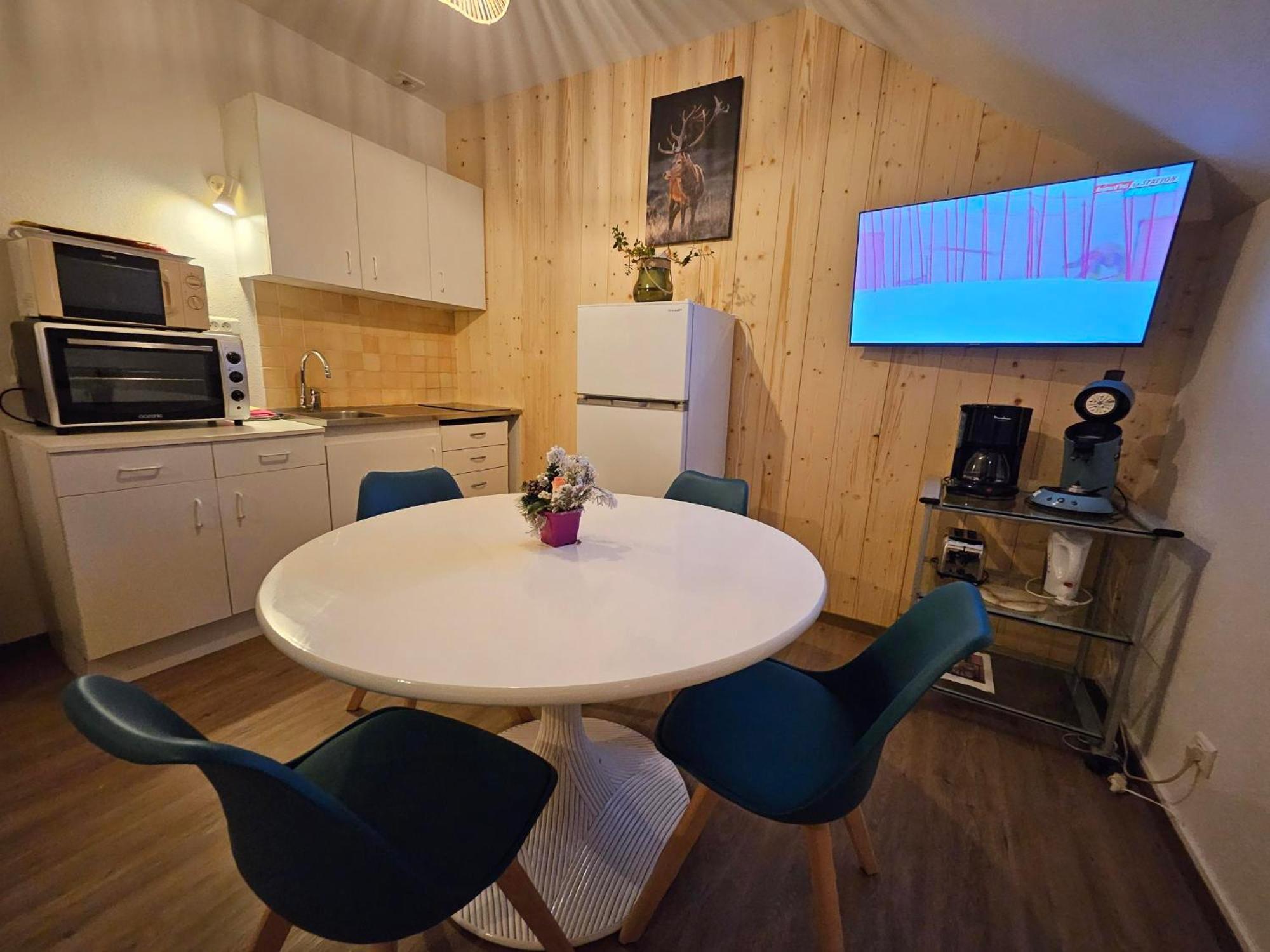 Gite Eglantine 2 à 6 personnes avec SPA DANS RESIDENCE Ventron Exterior foto